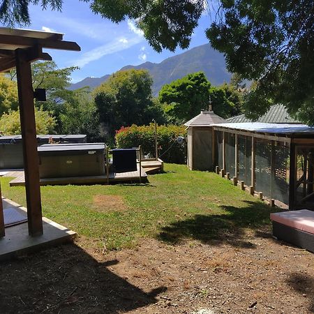 Golden Caves Bed&Breakfast Takaka Exterior foto